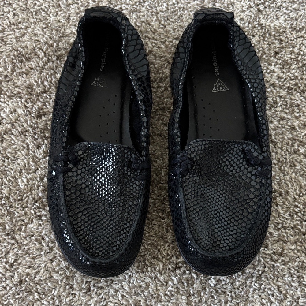 Hush Puppies Women Slip-On Flex Loafers Black Leather Snakeskin Pattern Size 8.5